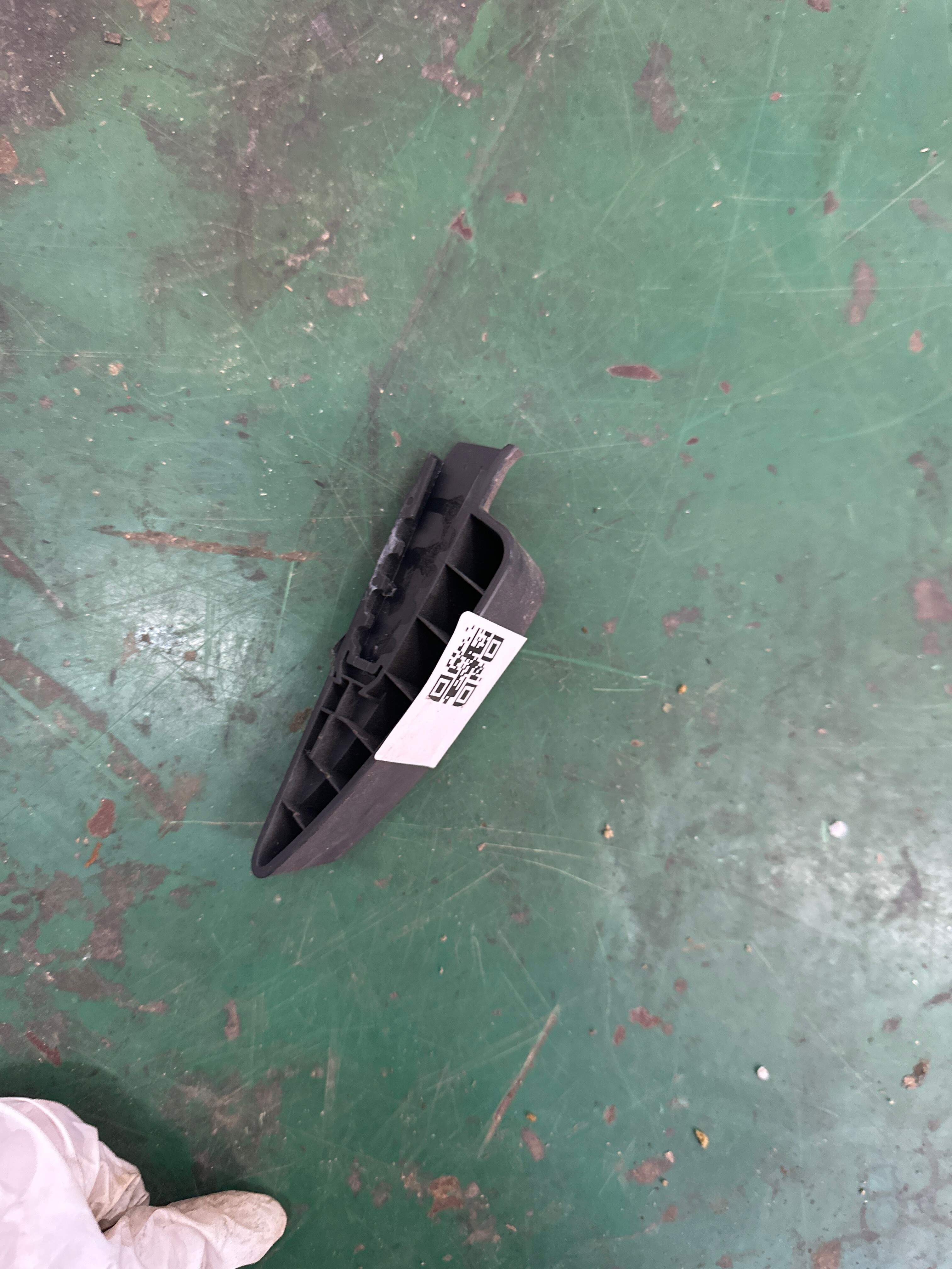 MEH7000135 左后座椅解锁手柄