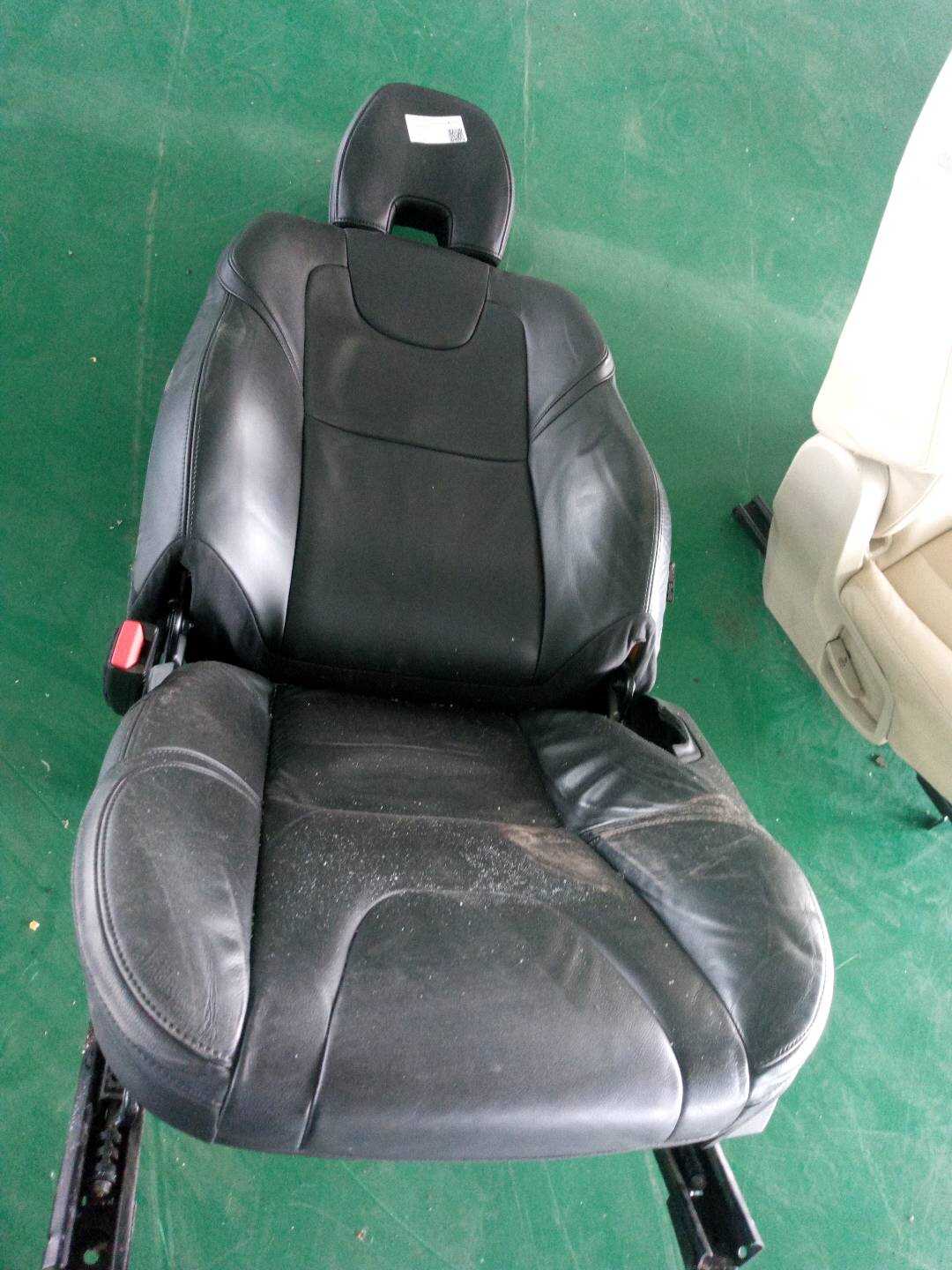 39825936 Driver Seat Assembly