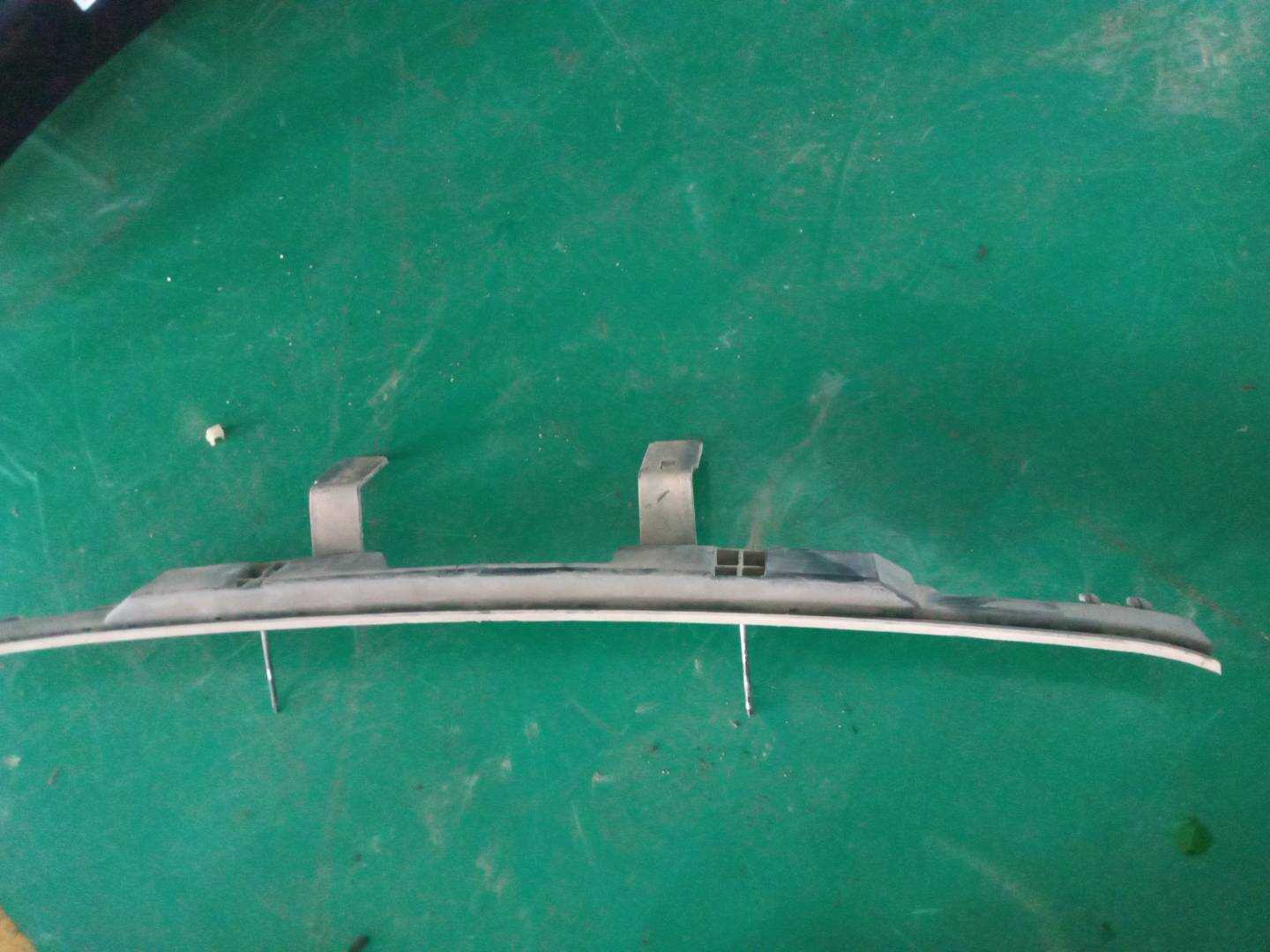 A2128801203 后保险杠支架(中)