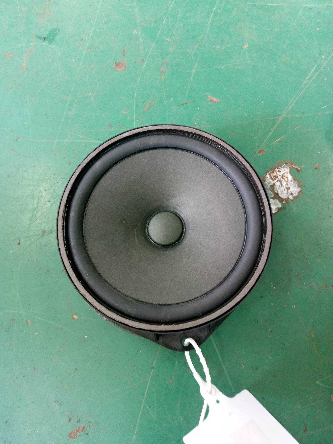 6BP7911700 前门低音扬声器