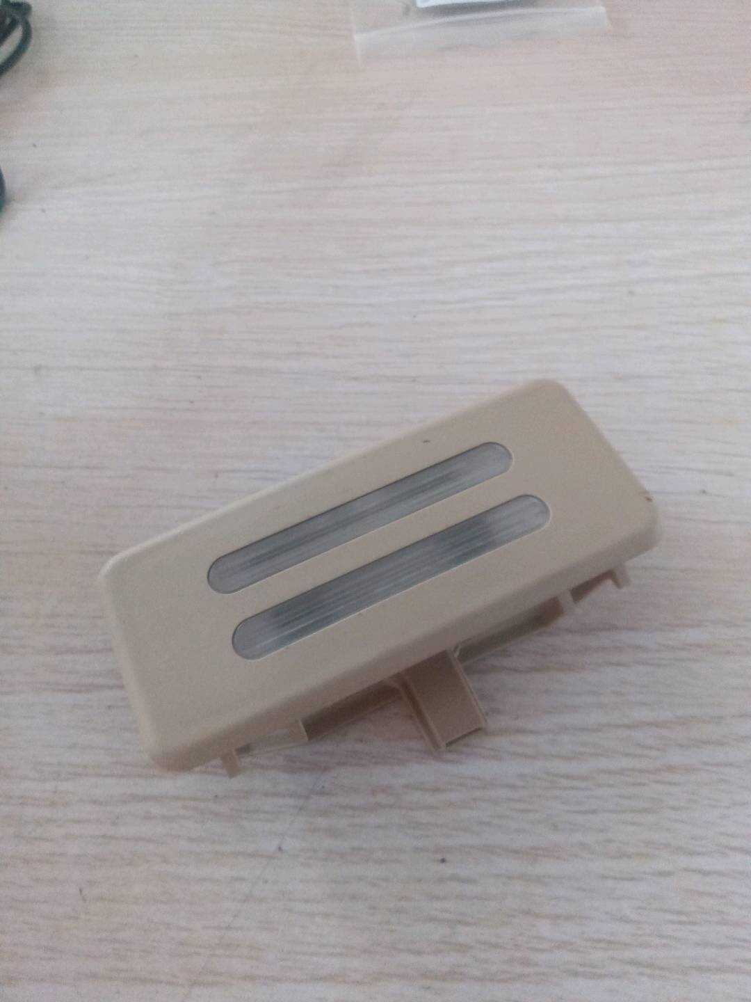 63316962012 化妆镜灯