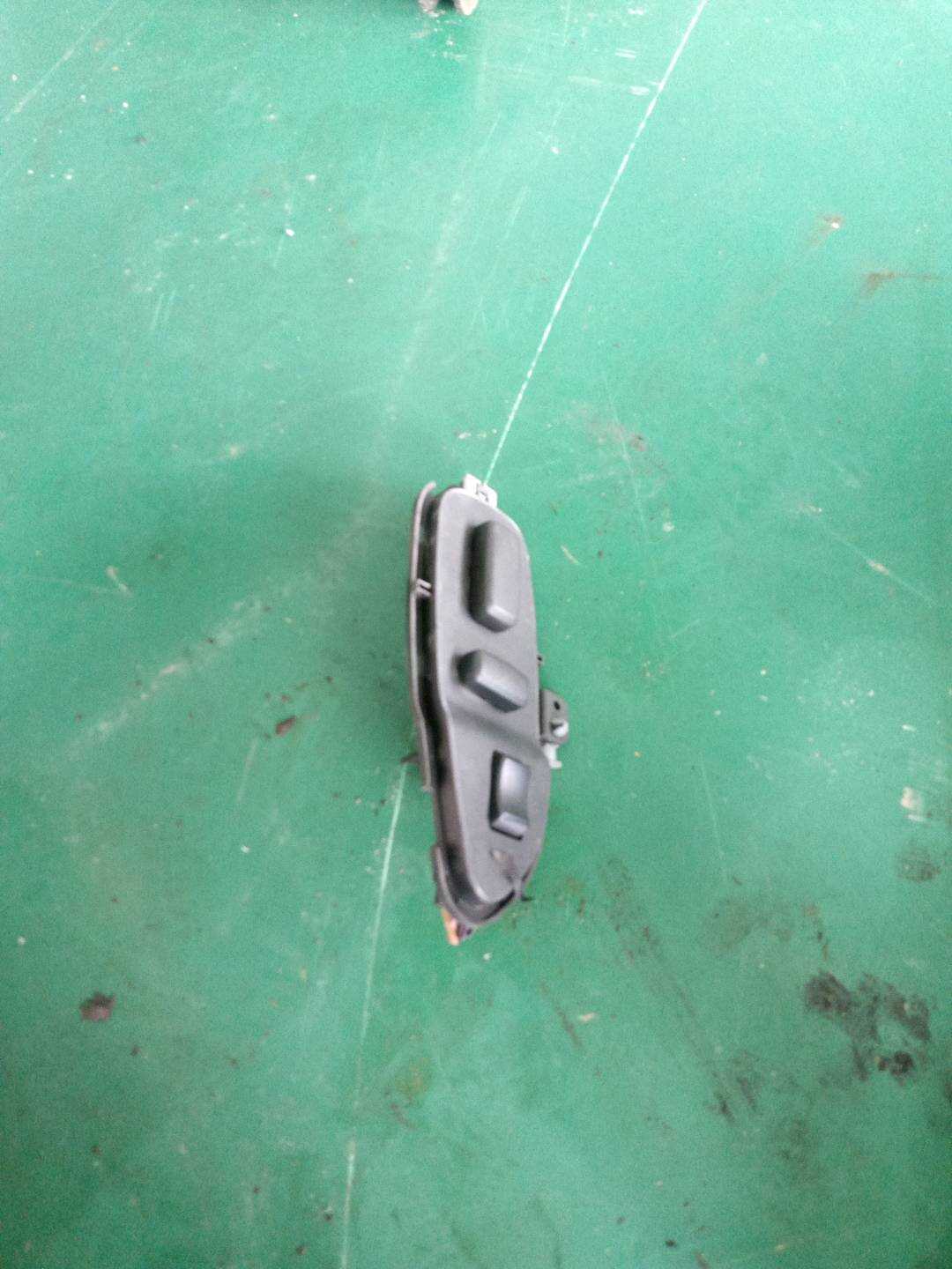 10315826 Driver Seat Lumbar Support Switch