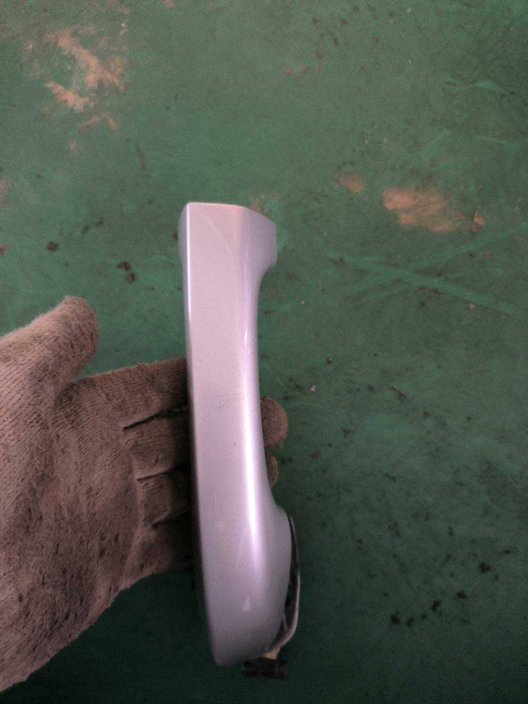 51G837205 前门外拉手(左)