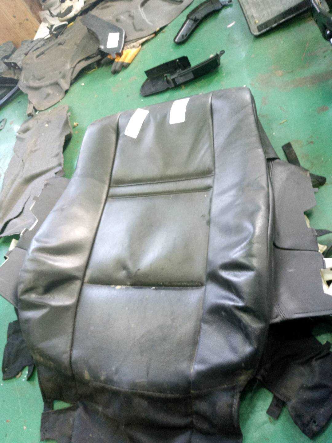 52107161875 副驾驶员座椅靠背软垫