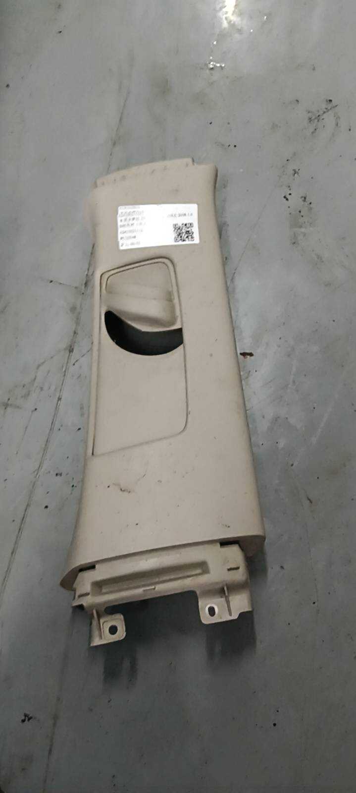 6241002111E1 B柱内衬（右上）