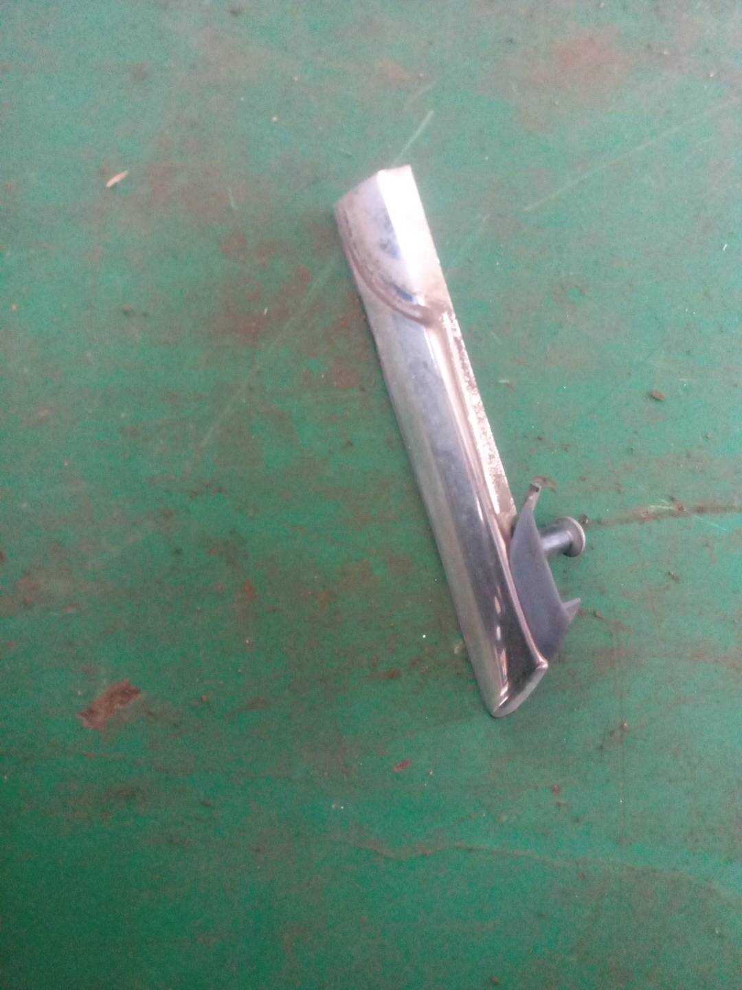 C2D15594 Mounting Bracket
