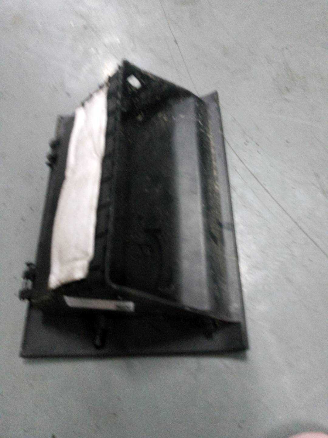 6032004600519 仪表台杂物箱
