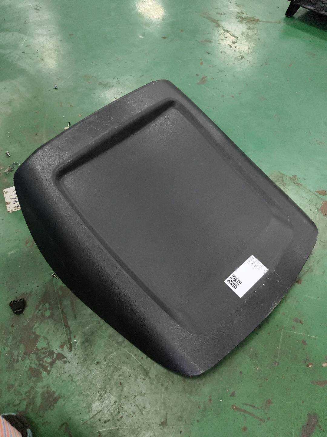 52203410160 副驾驶员座椅靠背骨架护面