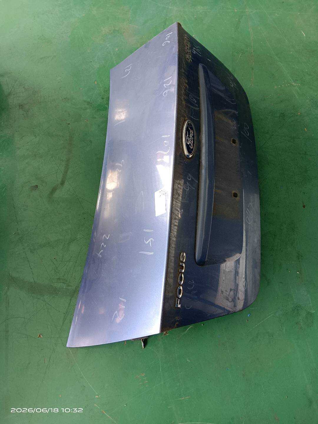 P5M51F40110CA 尾盖总成