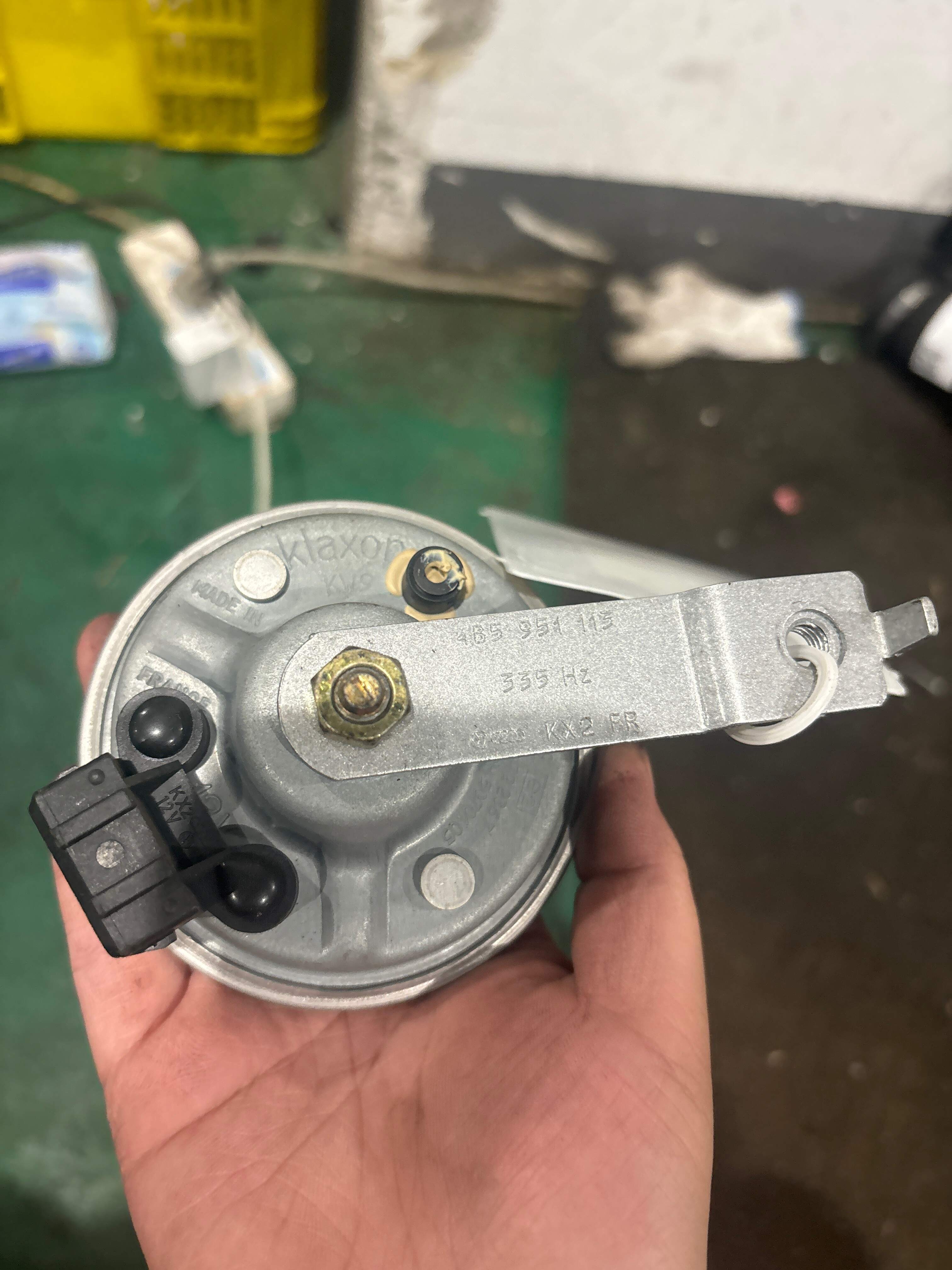 4B5951113 Anti-Theft Alarm Horn