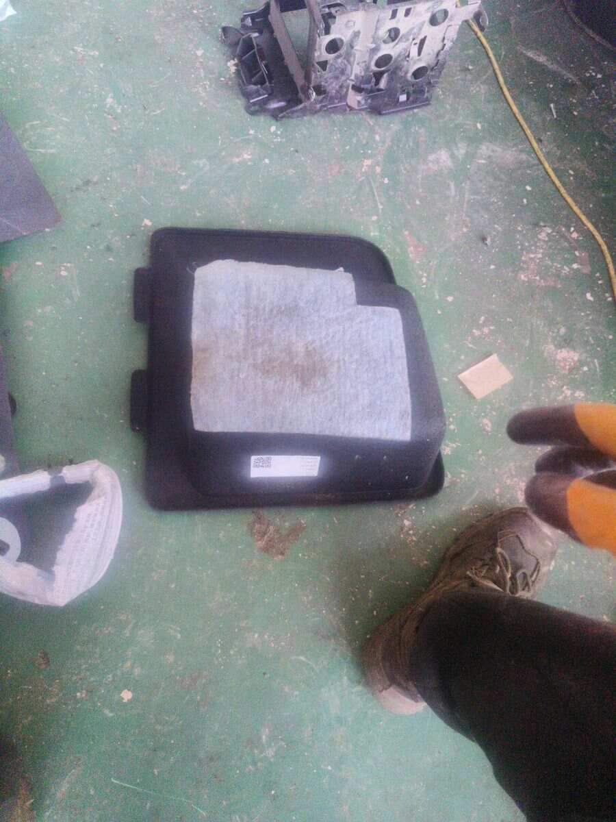 4F5863992 Cover