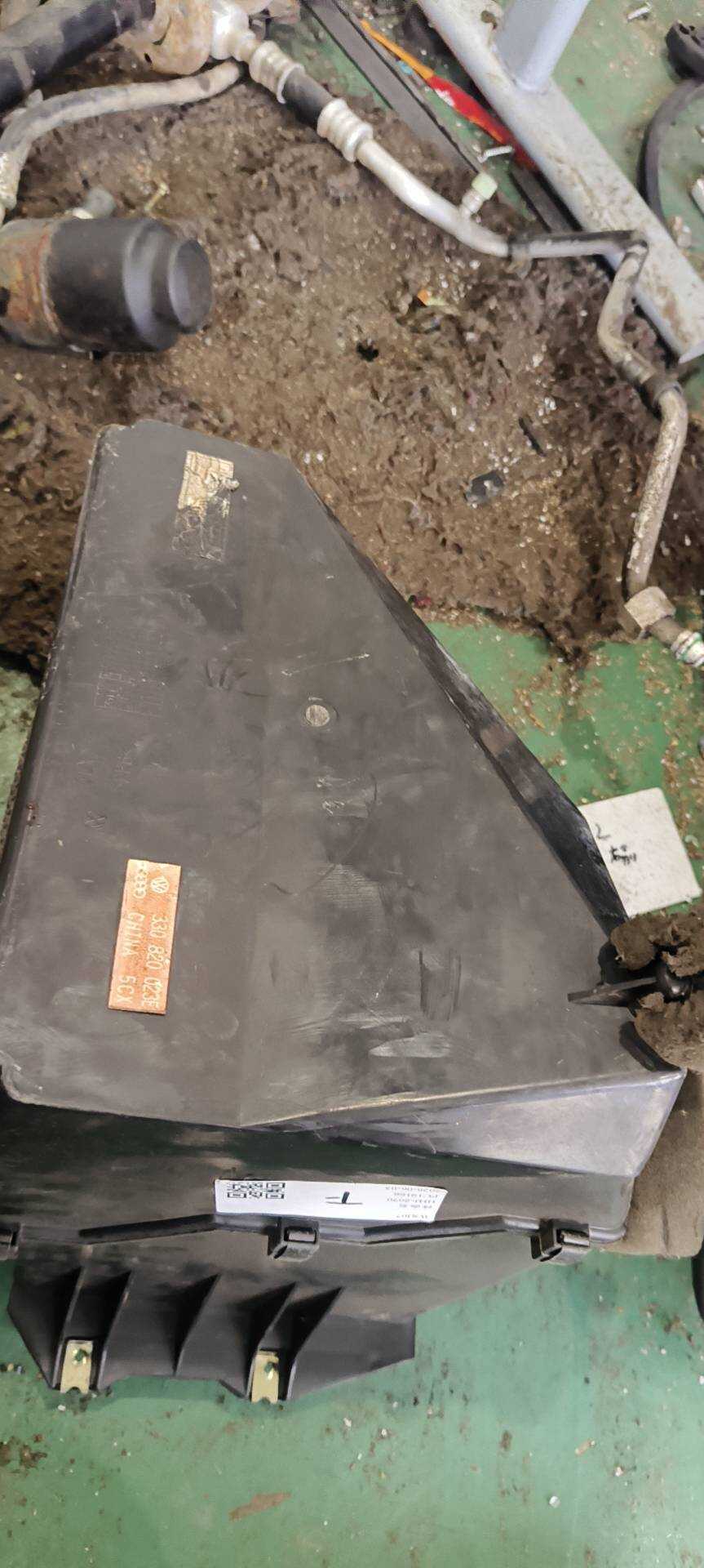 33D820026 蒸发器壳(下)