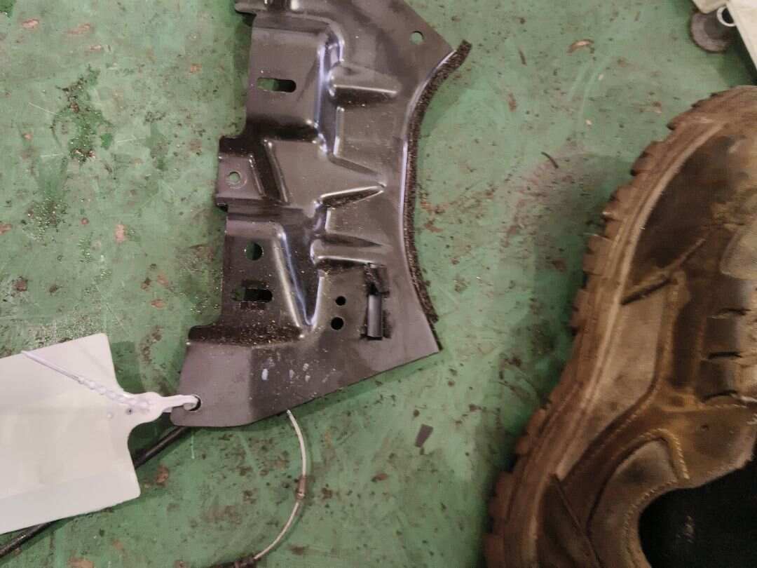 T4N8025 Bracket