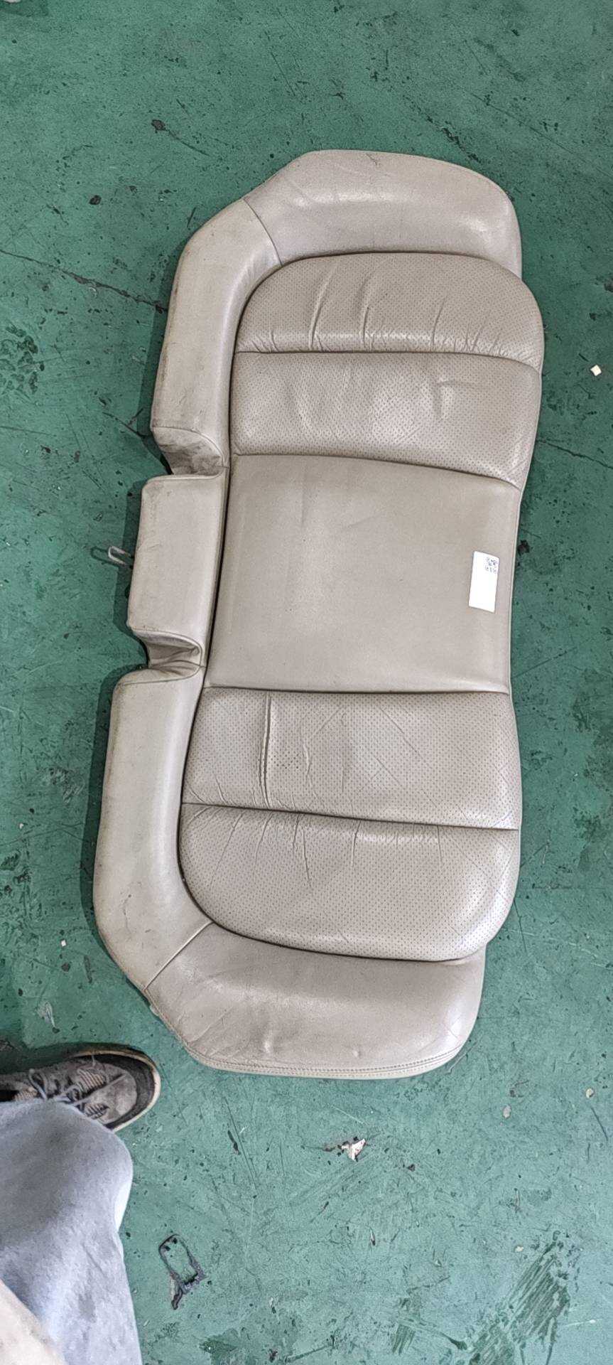 883002DU4A 后座椅座垫总成