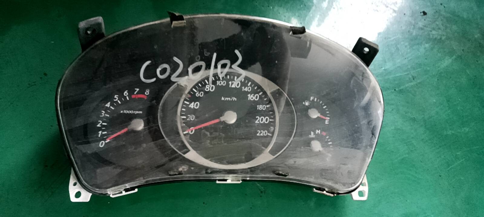 940030L210 组合仪表总成