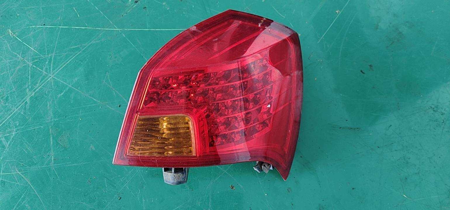 9071295 Outer Tail Light Assembly, Right