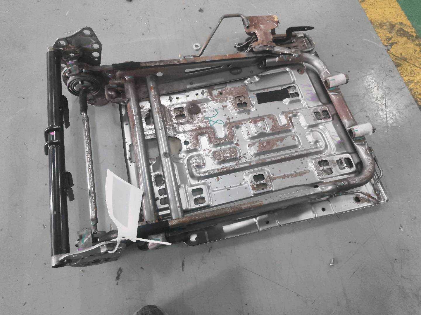710170R030 Rear Seat Backrest Frame, Right
