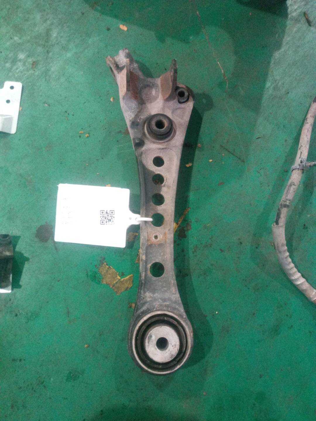 C2D1537 Front Lower Control Arm (Left Straight)