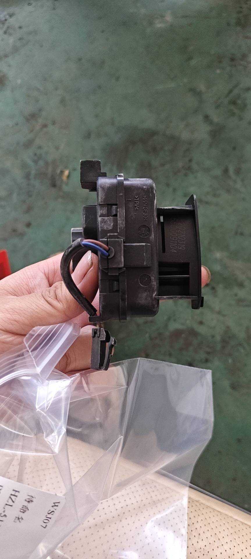 6600091104 加油口盖执行器带应急开启拉线