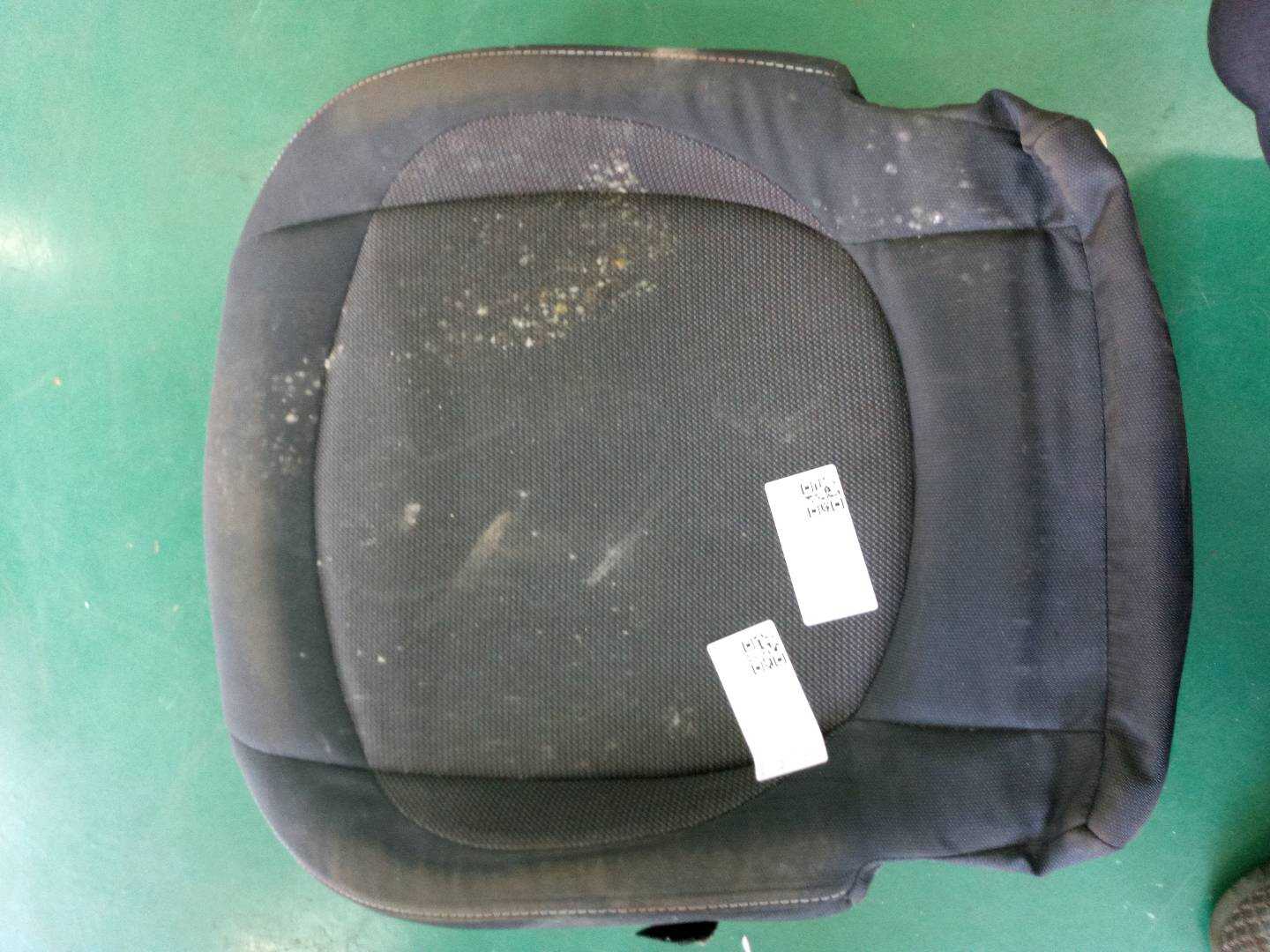 52107310661 驾驶员座椅底座软垫