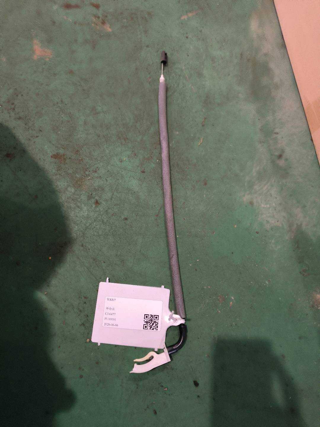 51222990434 后门内拉手拉线(右)