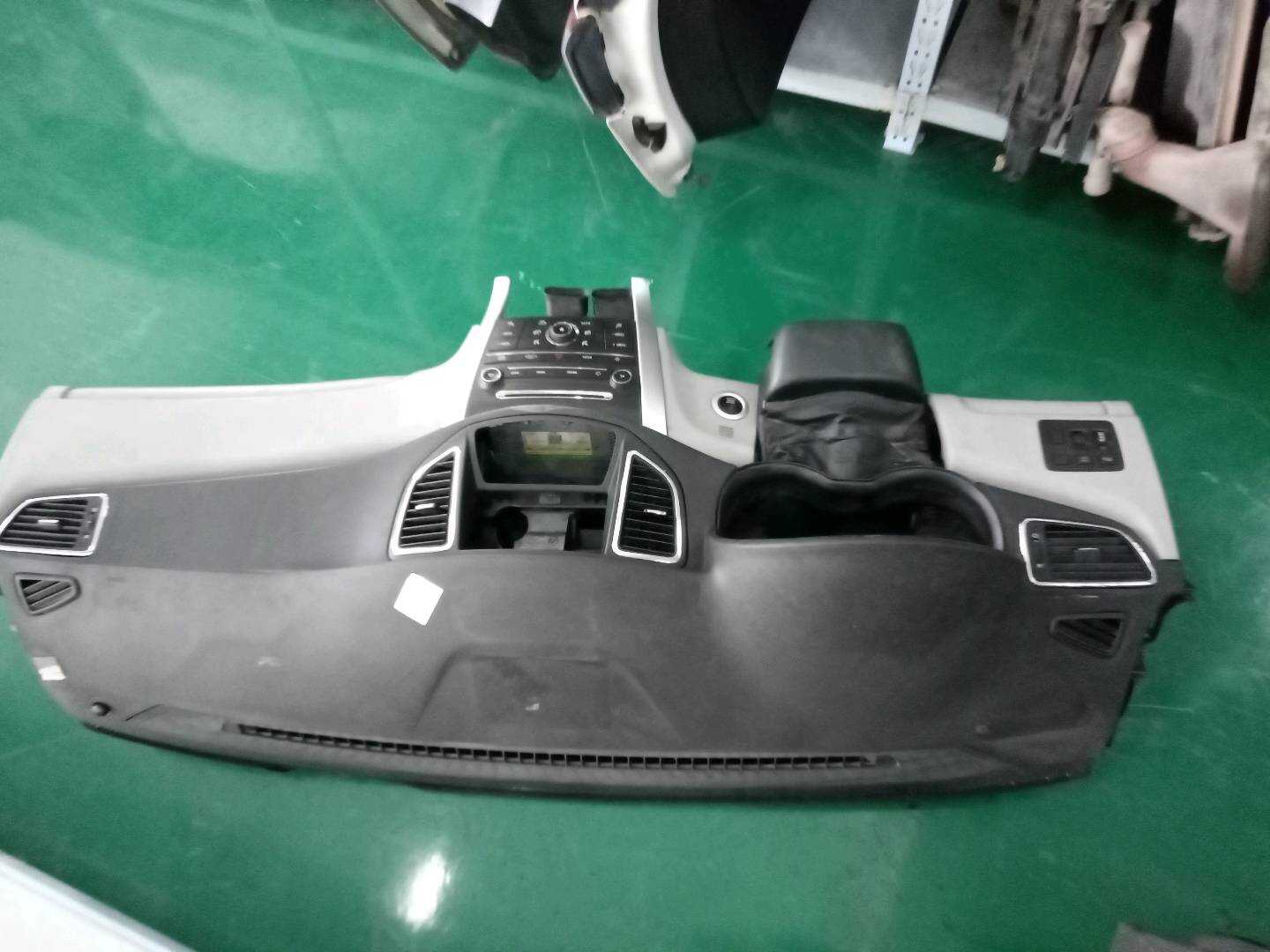 5DA05511002 仪表台壳