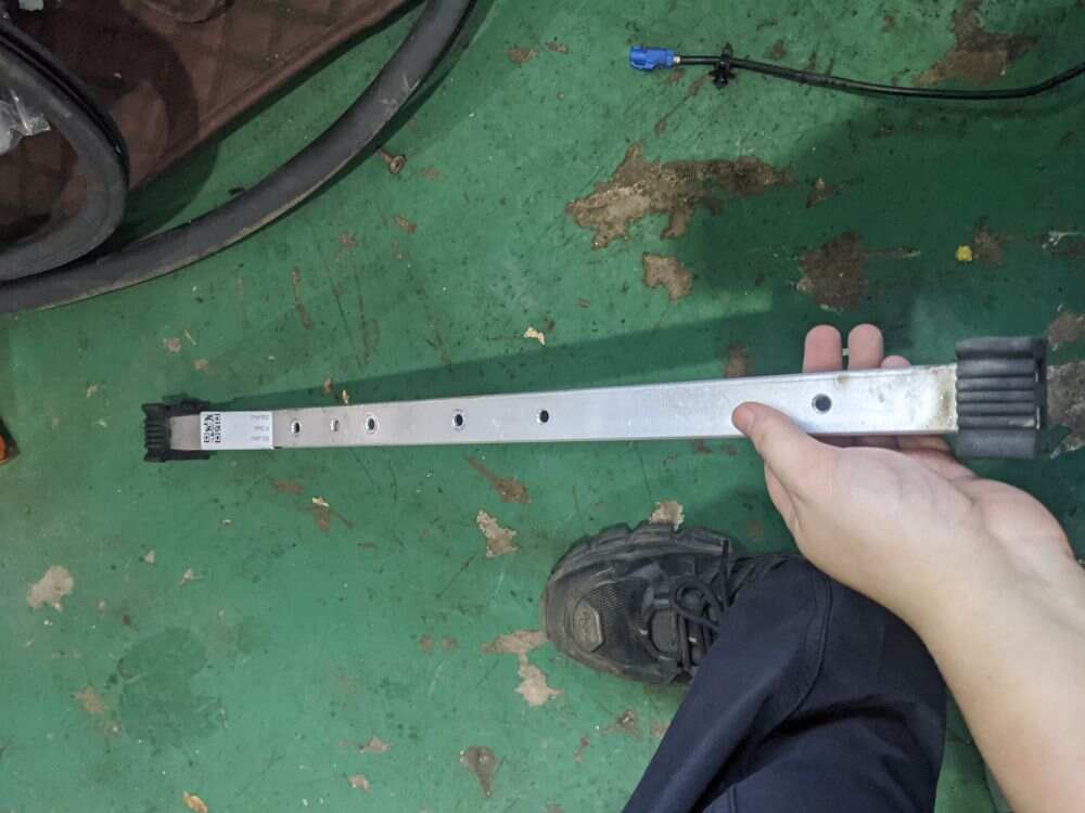 97055229100 支架