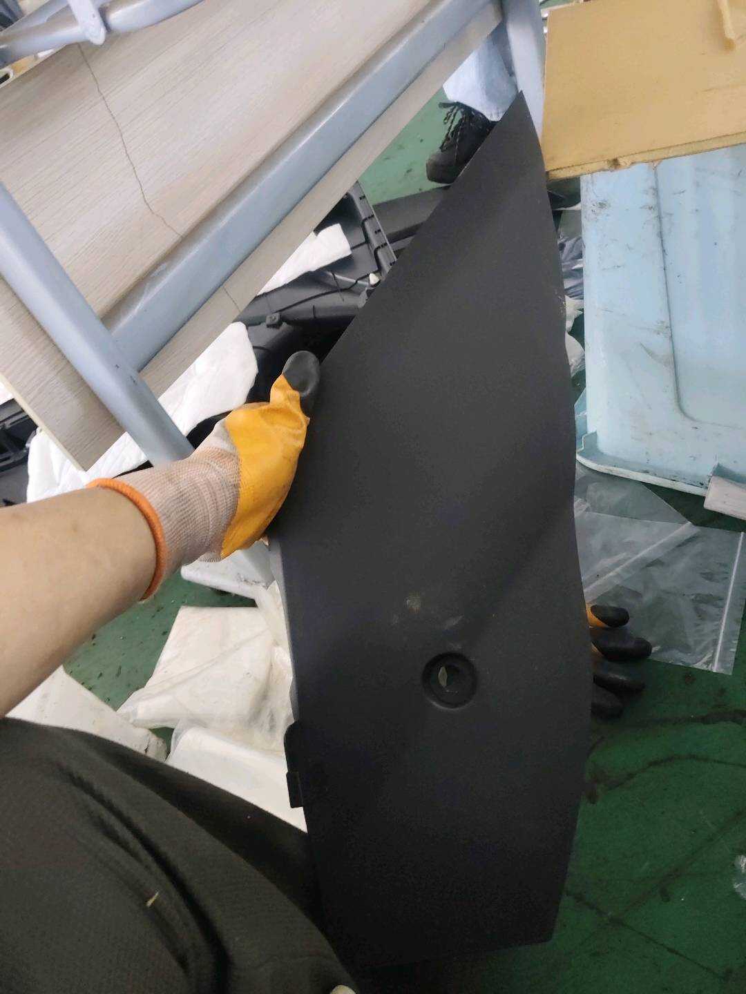 B012629 空调左护板