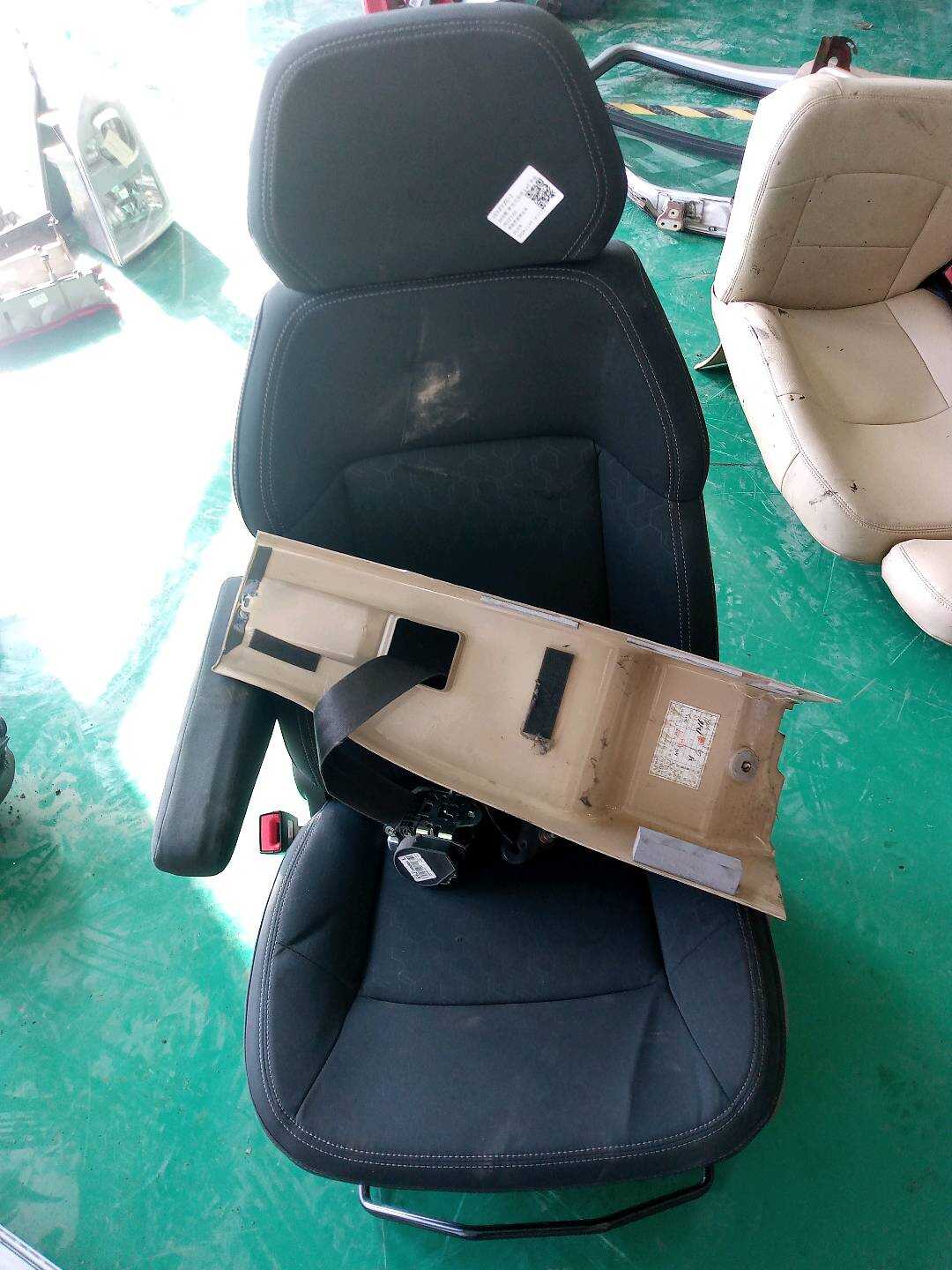 7C19V600B51DB1EVW Driver Seat Assembly