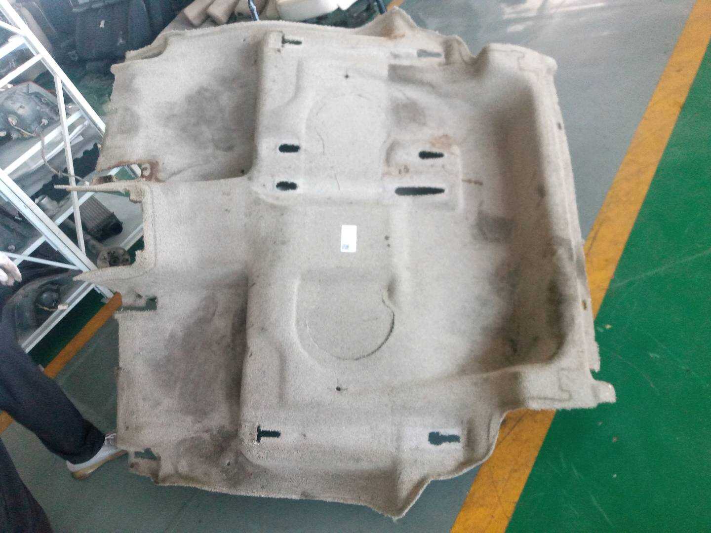4L0863367CN17 地板地毯(后)