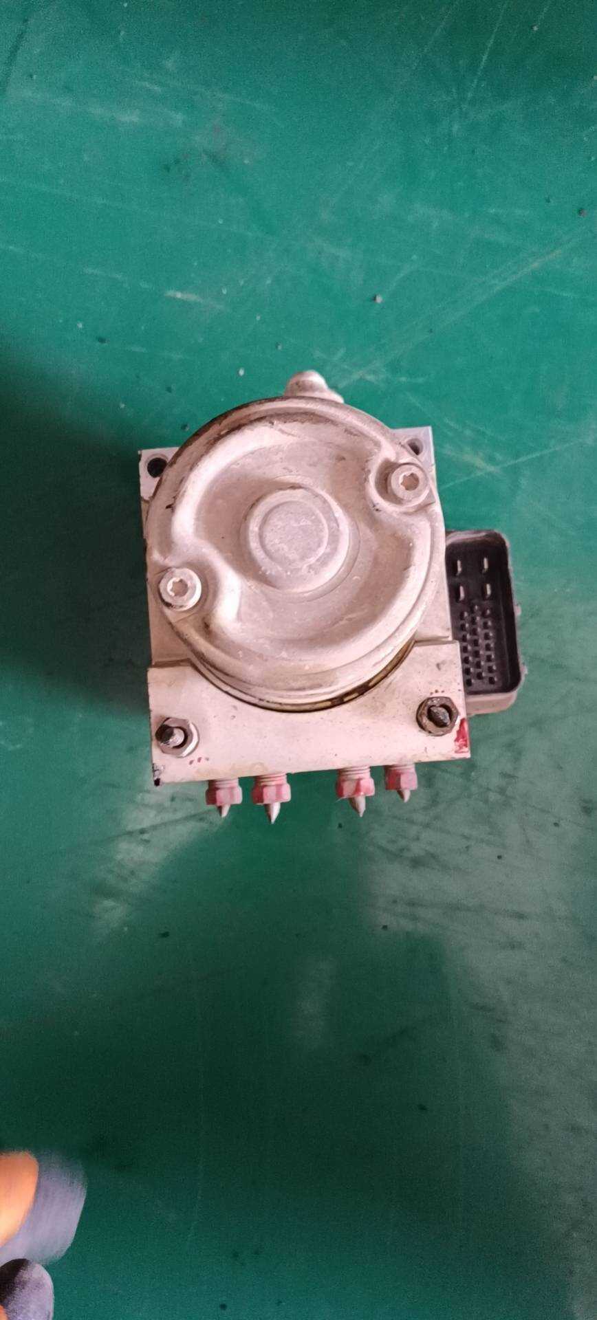 CB77437AZ ABS Pump Assembly