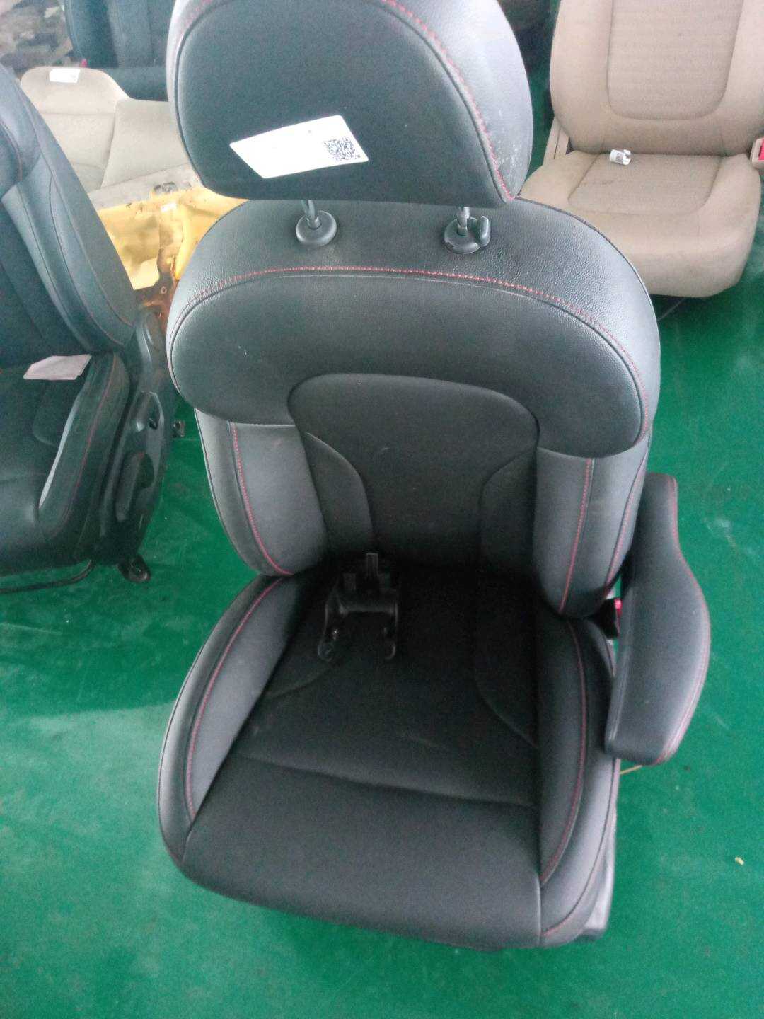 6900500CKZ16A3Y 副驾驶员座椅总成