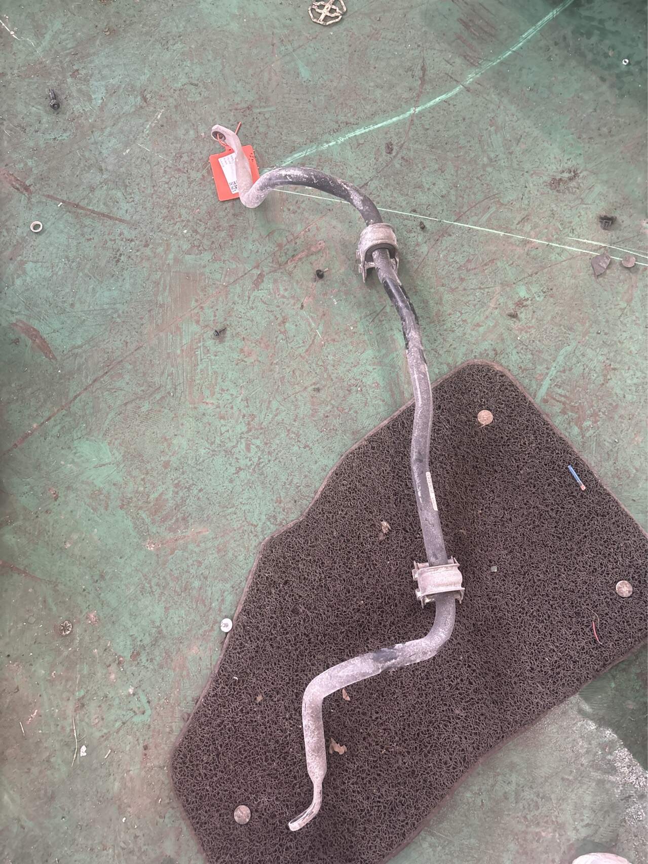 84293443 Front Sway Bar