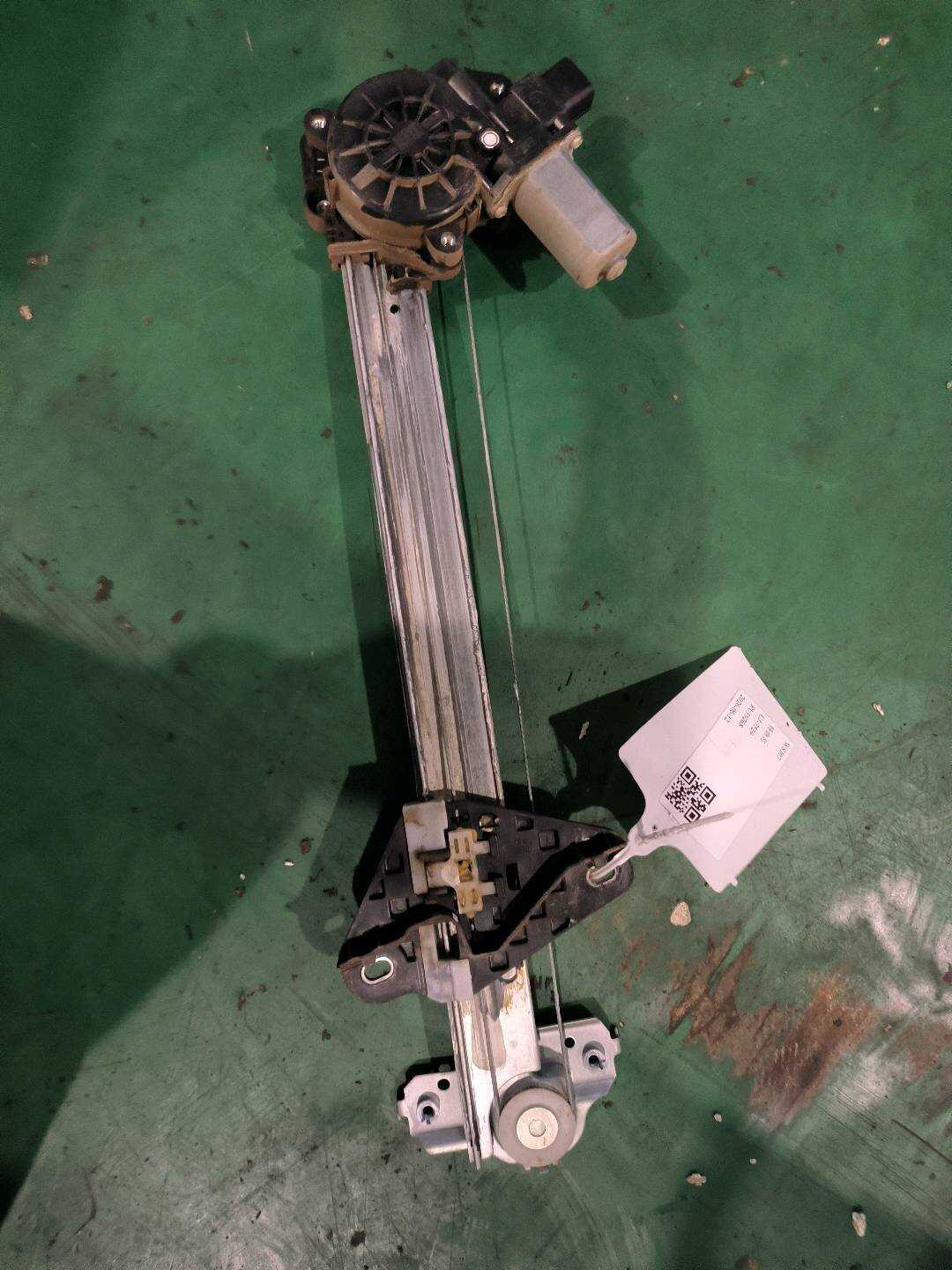 6204100AKZ16A 左后门玻璃升降器总成
