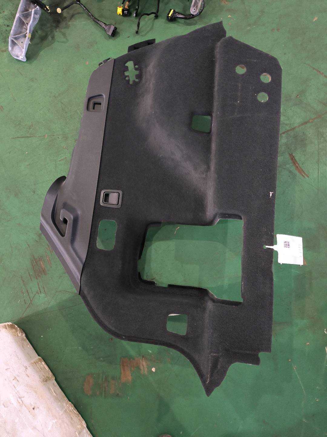 P0074314 行李箱左侧内衬