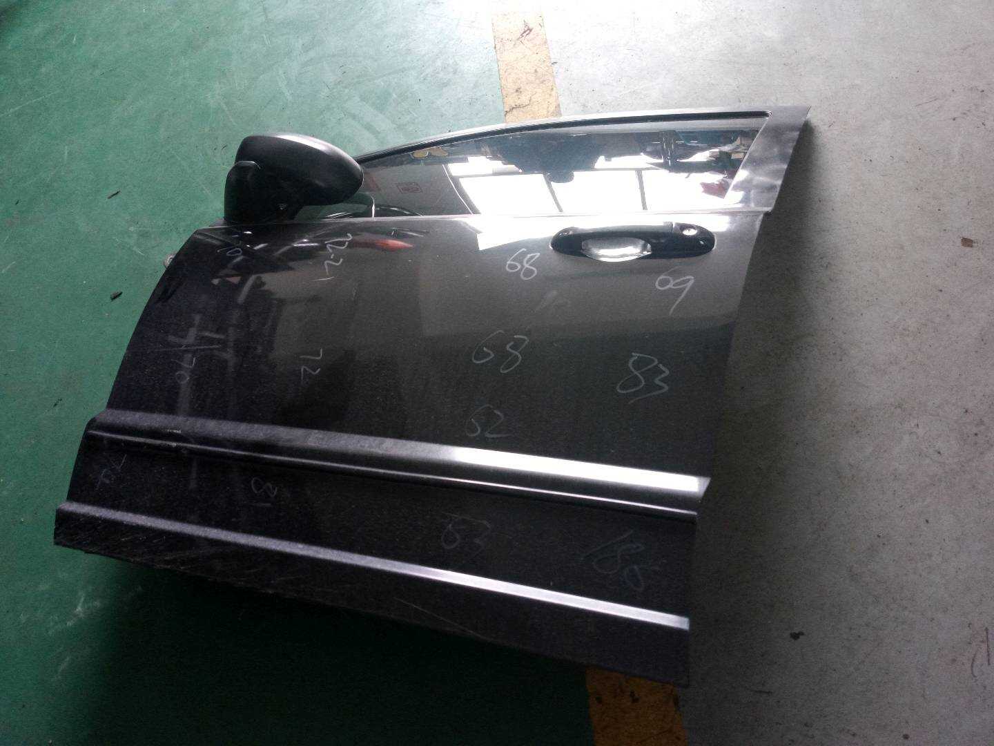 5074155AD 前门壳（左）