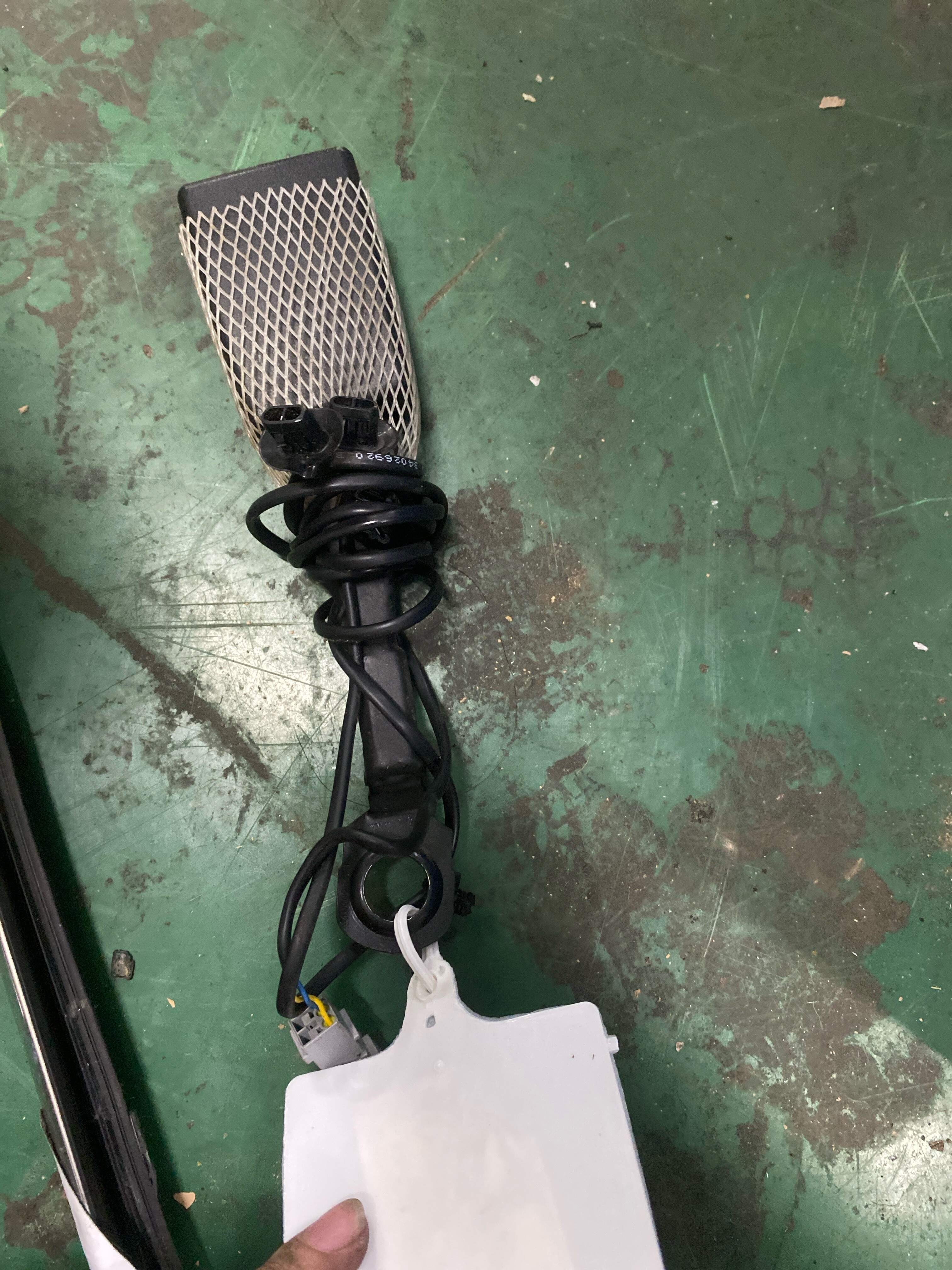 97080318404 Passenger Seat Belt Buckle