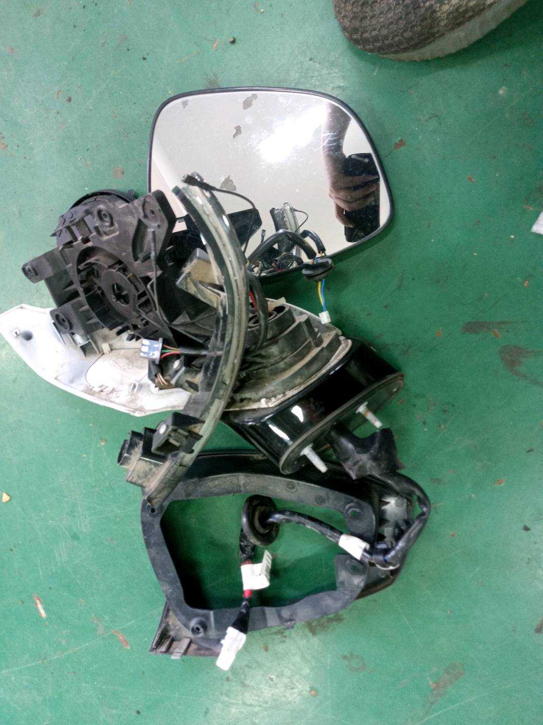 SC8202100B Left Outside Mirror Assembly