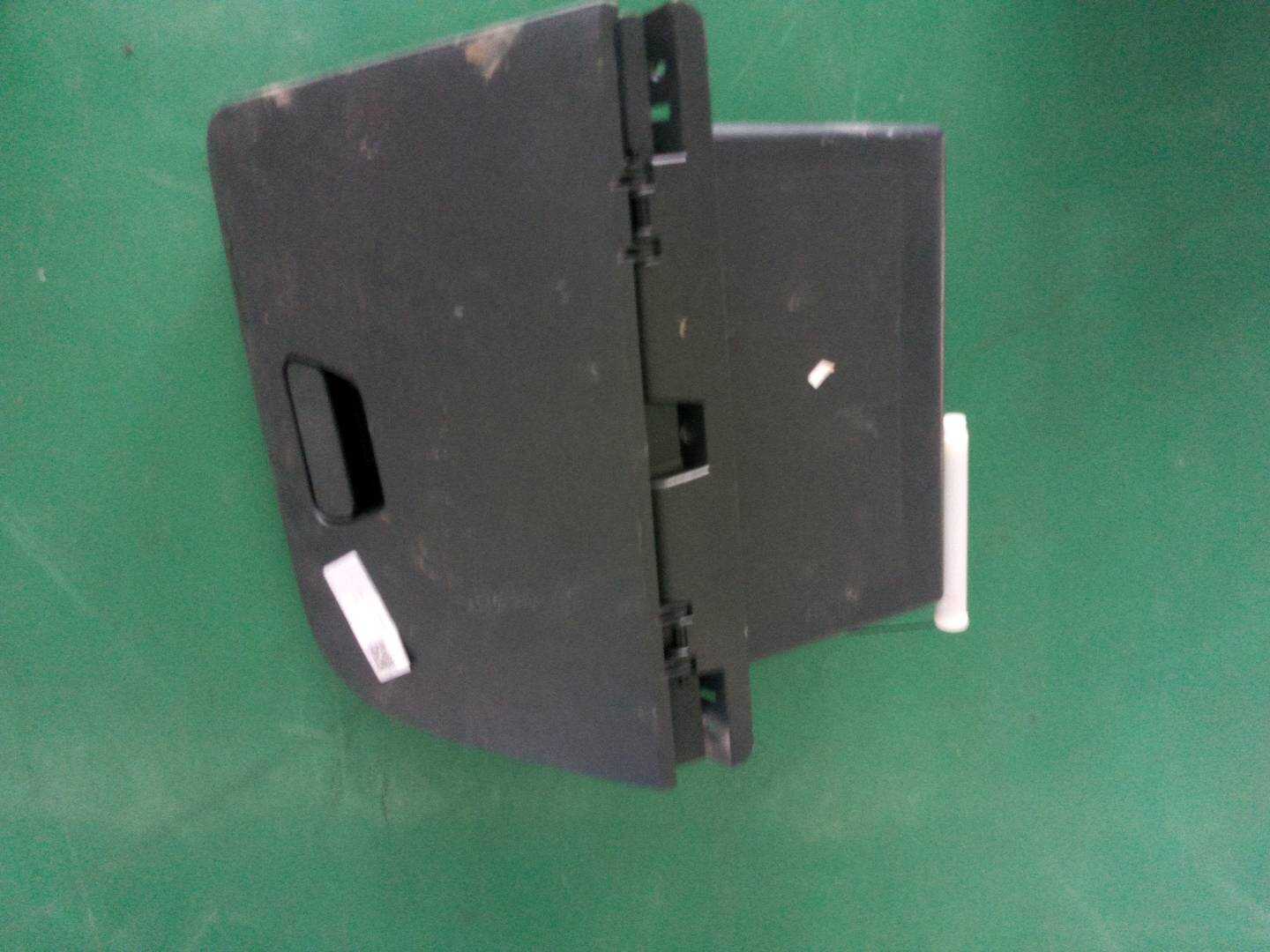 5303400W02AC 仪表台杂物箱