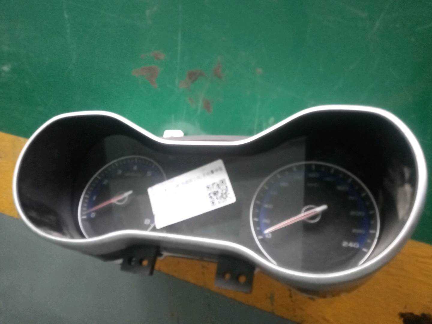 1017040979 组合仪表总成