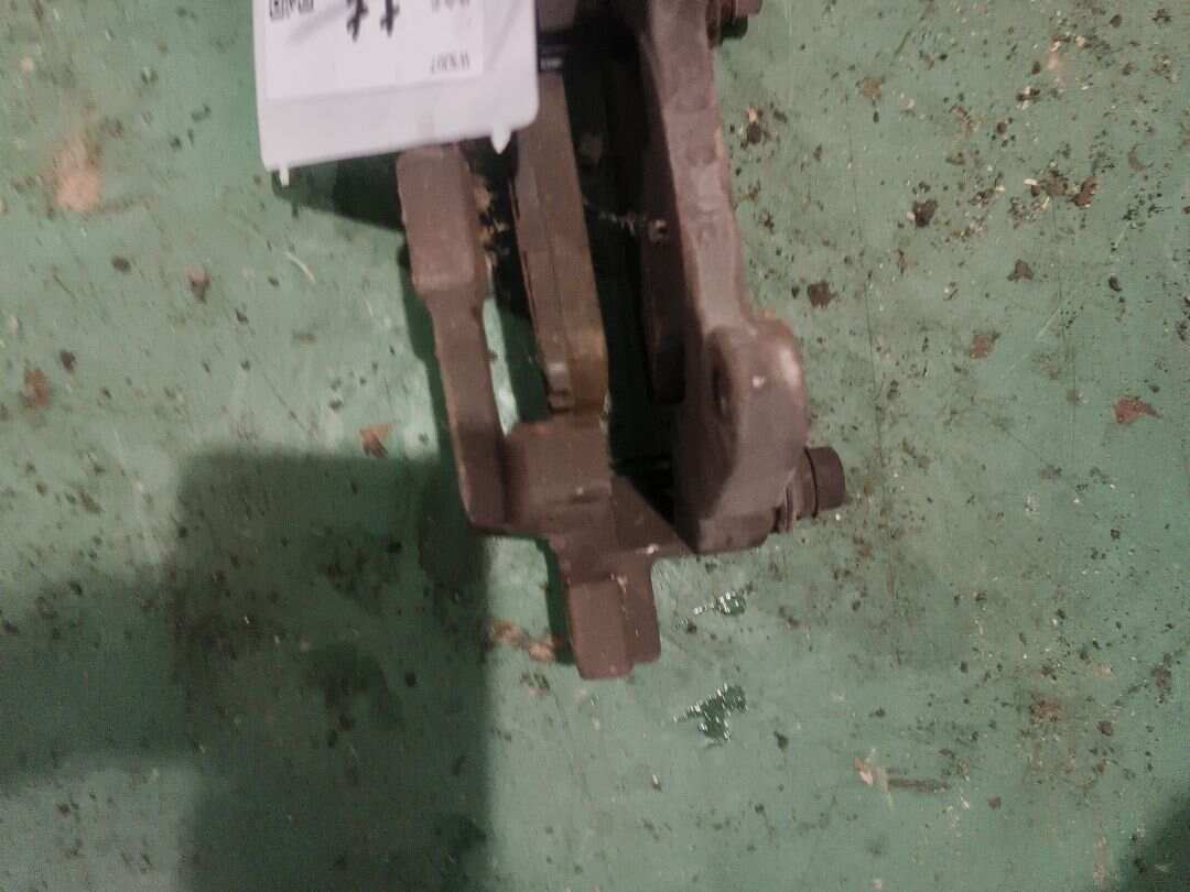 4F0615425A 后制动钳支架(左)
