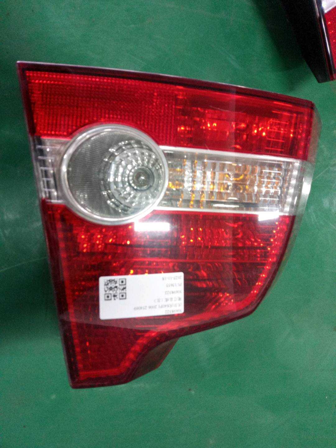 30698322 Tail Light Assembly, Left
