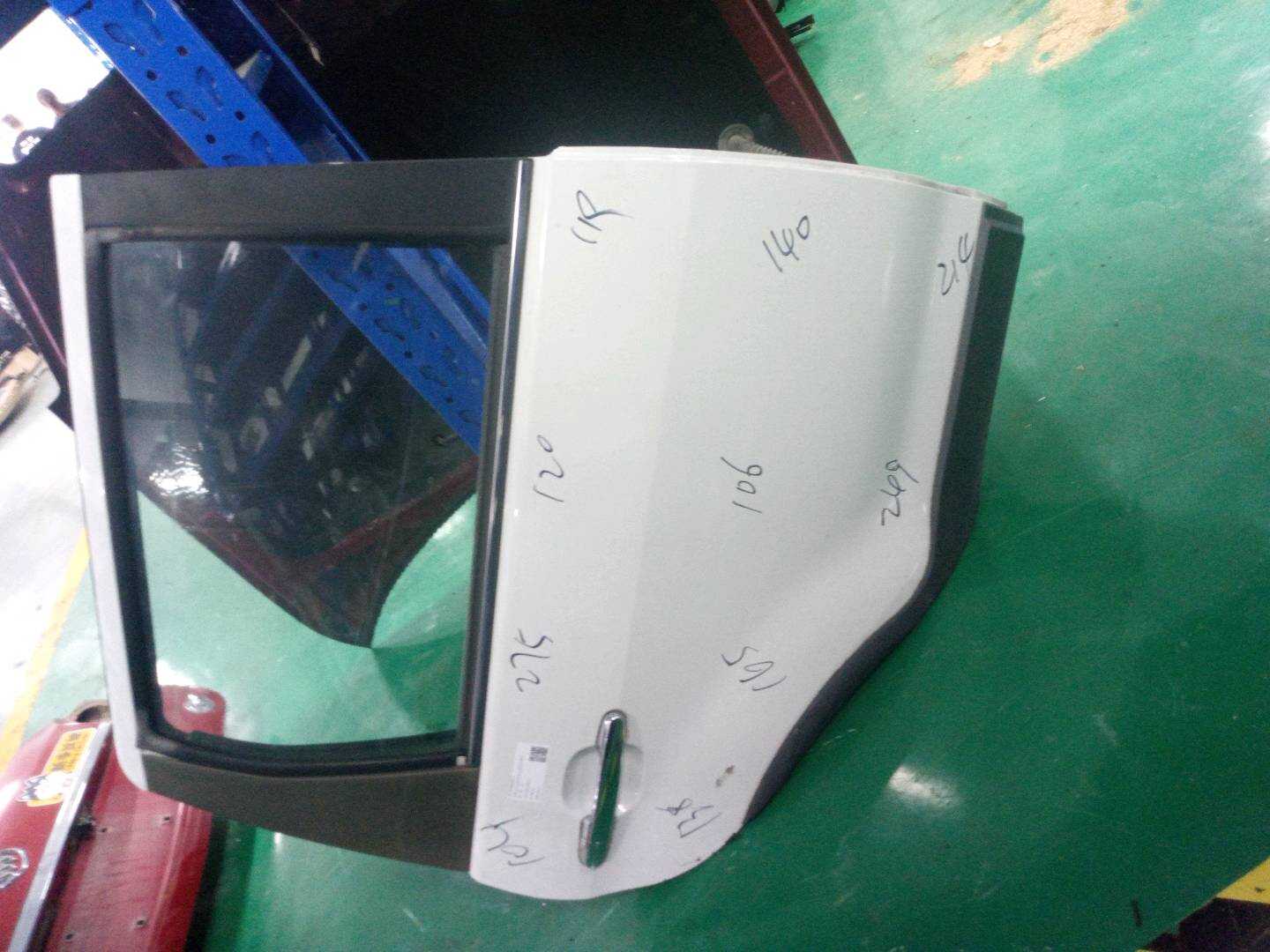6201020XS56XA 后门壳（右）