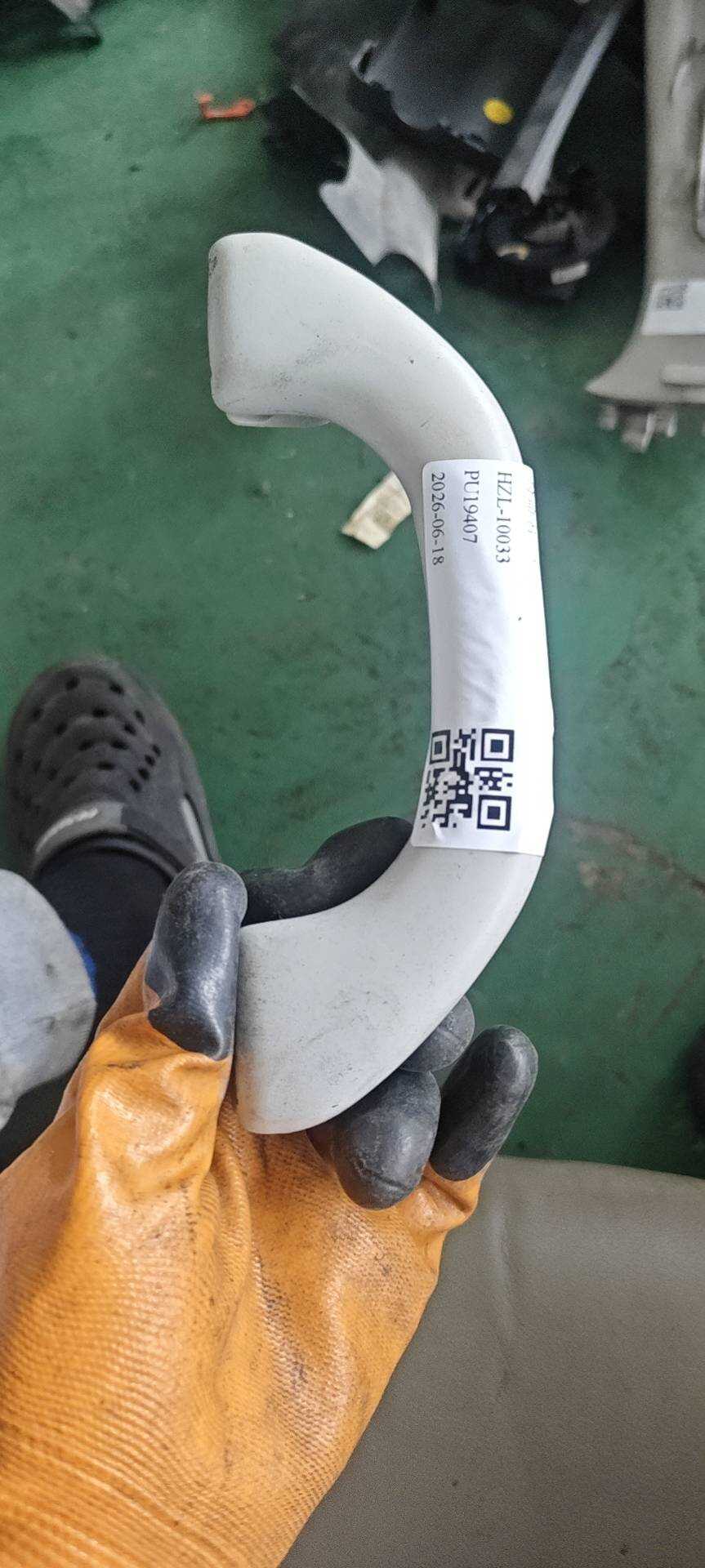 18D857607 车顶扶手(右前)