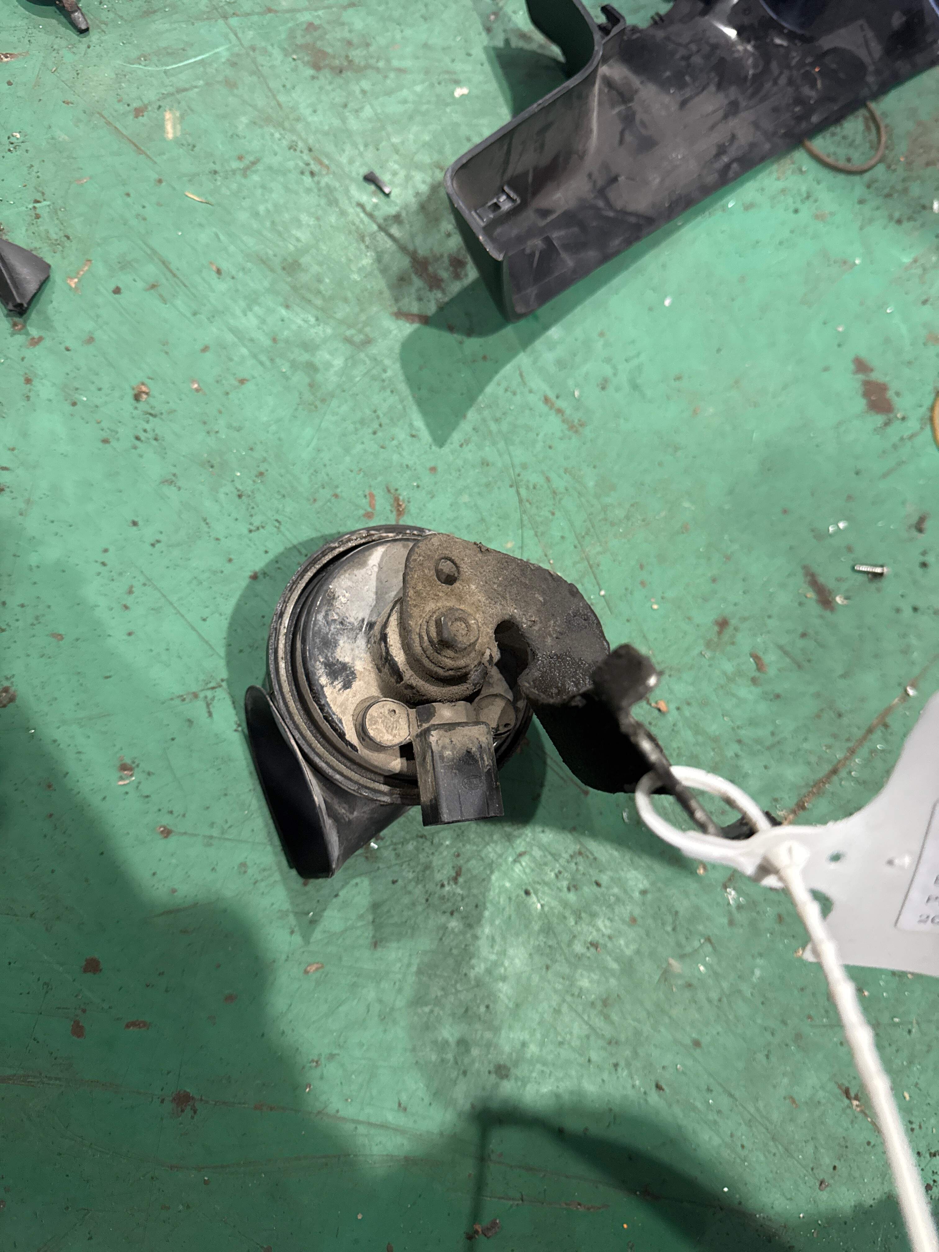 5C0951223C Tweeter