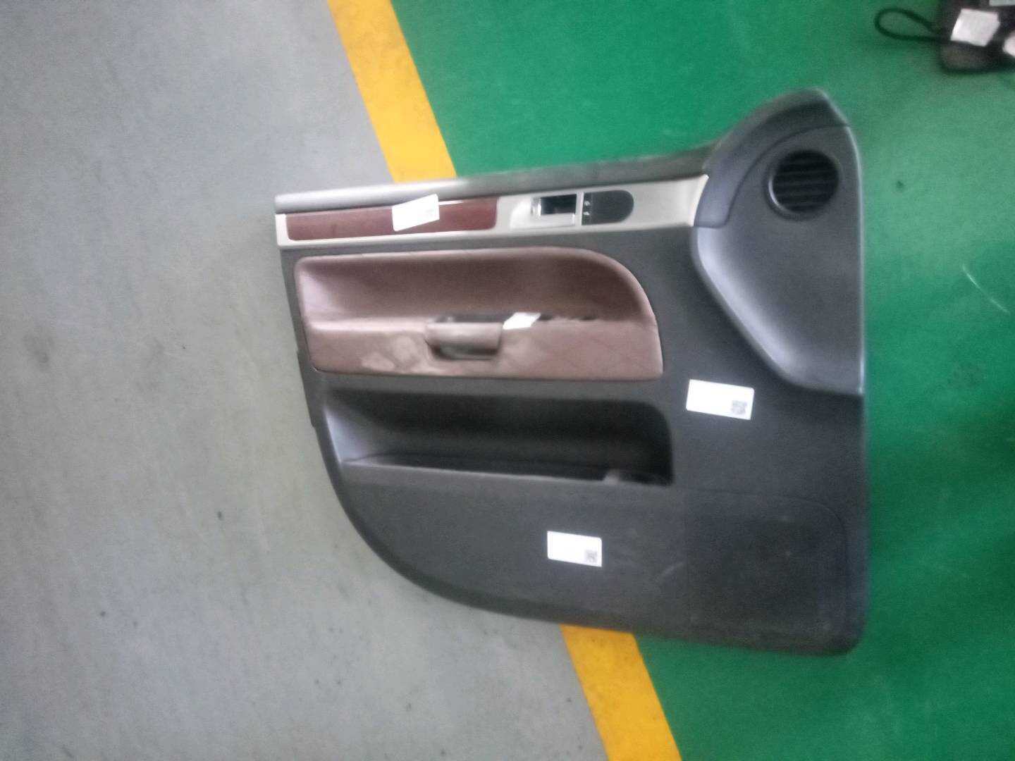 7L68681337G8 前门杂物袋(左)