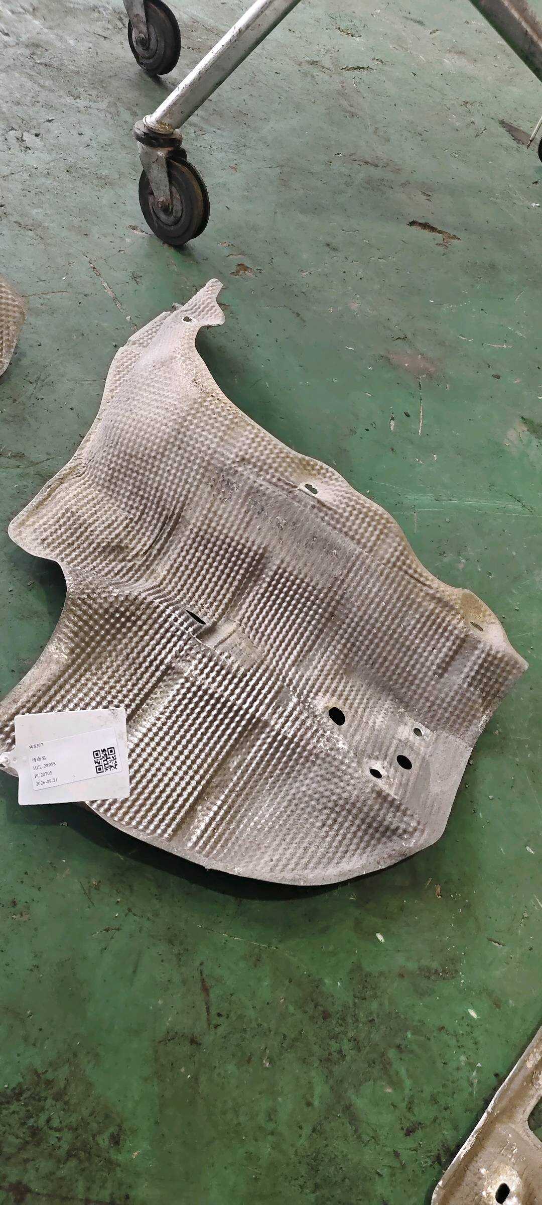 4F0804172A 排气管隔热罩(右后)