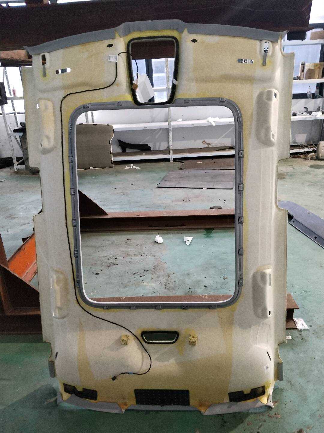 8WD867505N Roof Headliner