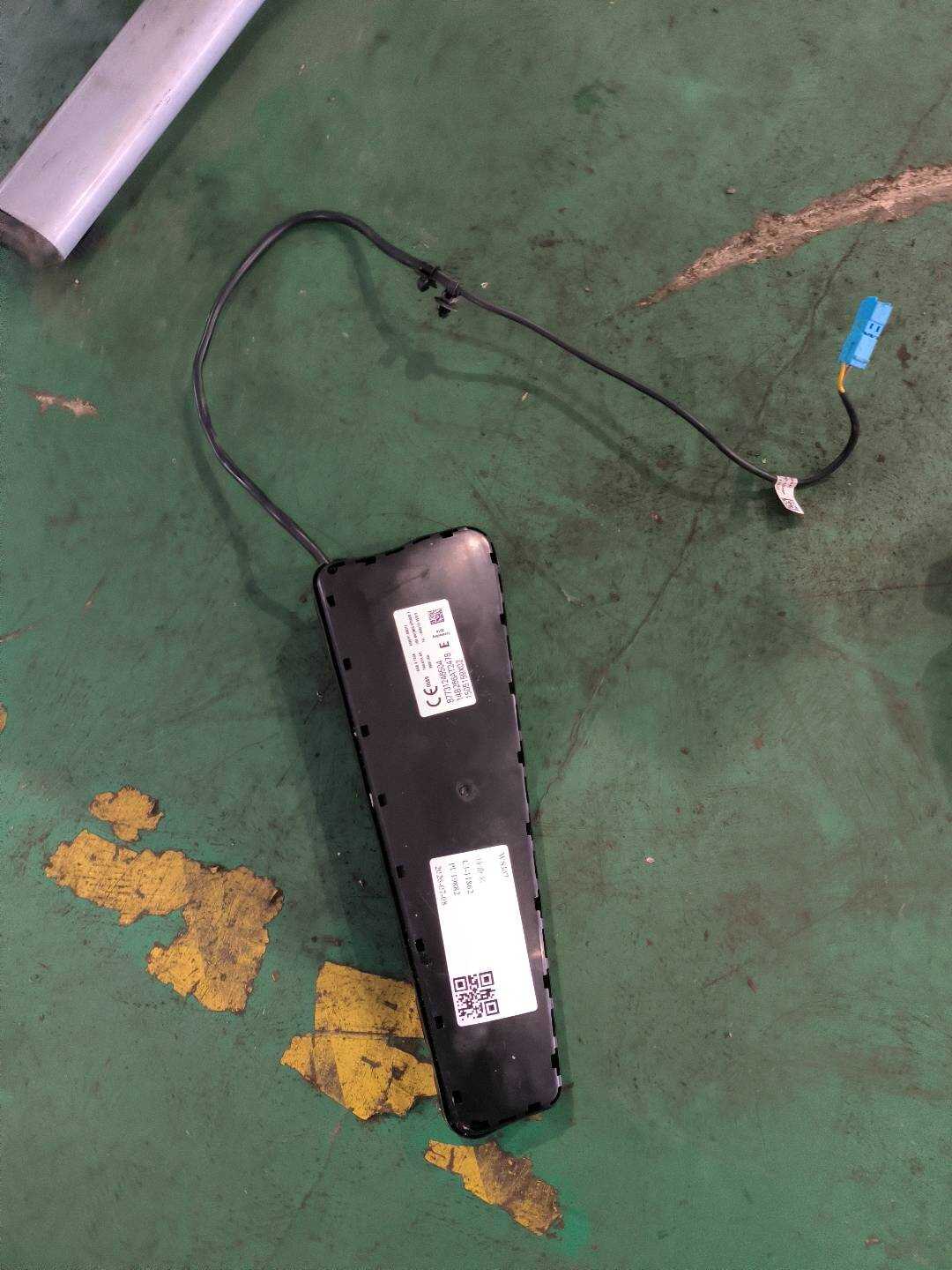 72127312465 前座椅侧气囊(左)