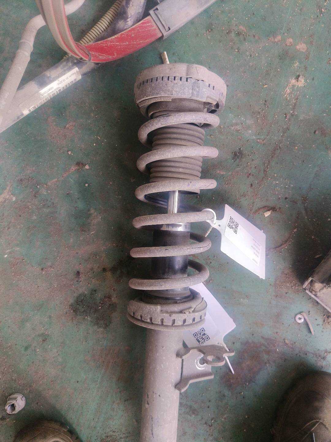 31336794636 前减震器螺旋弹簧